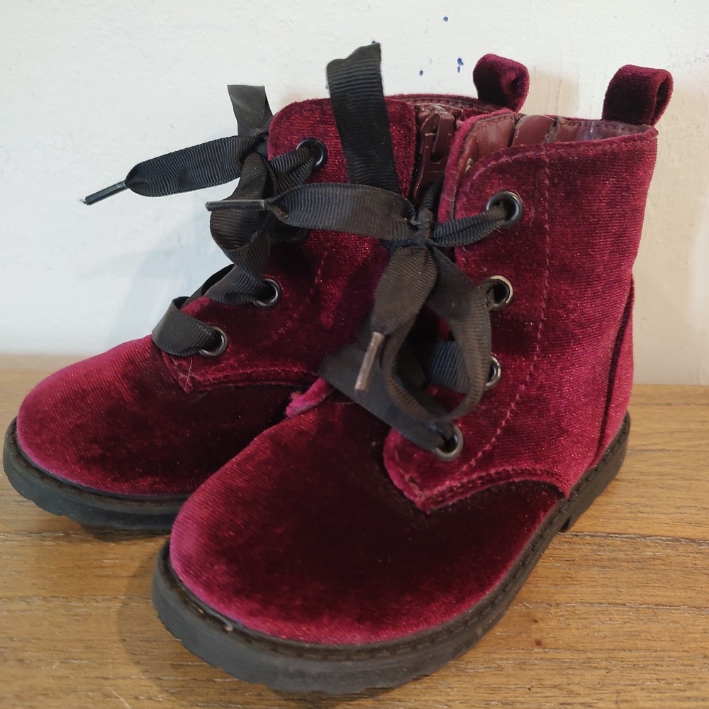 Cat Jack Burgundy Velvet Ankle Bootie Lace-Up Side Zip Round Toe‎ Size 8 Toddler